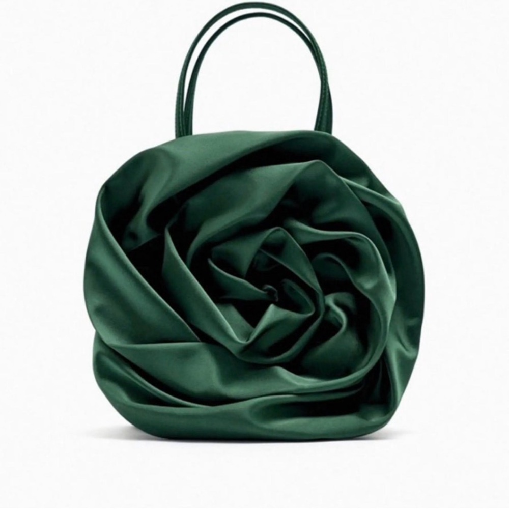 Zara Elegant Green Rose-Shaped Handbag